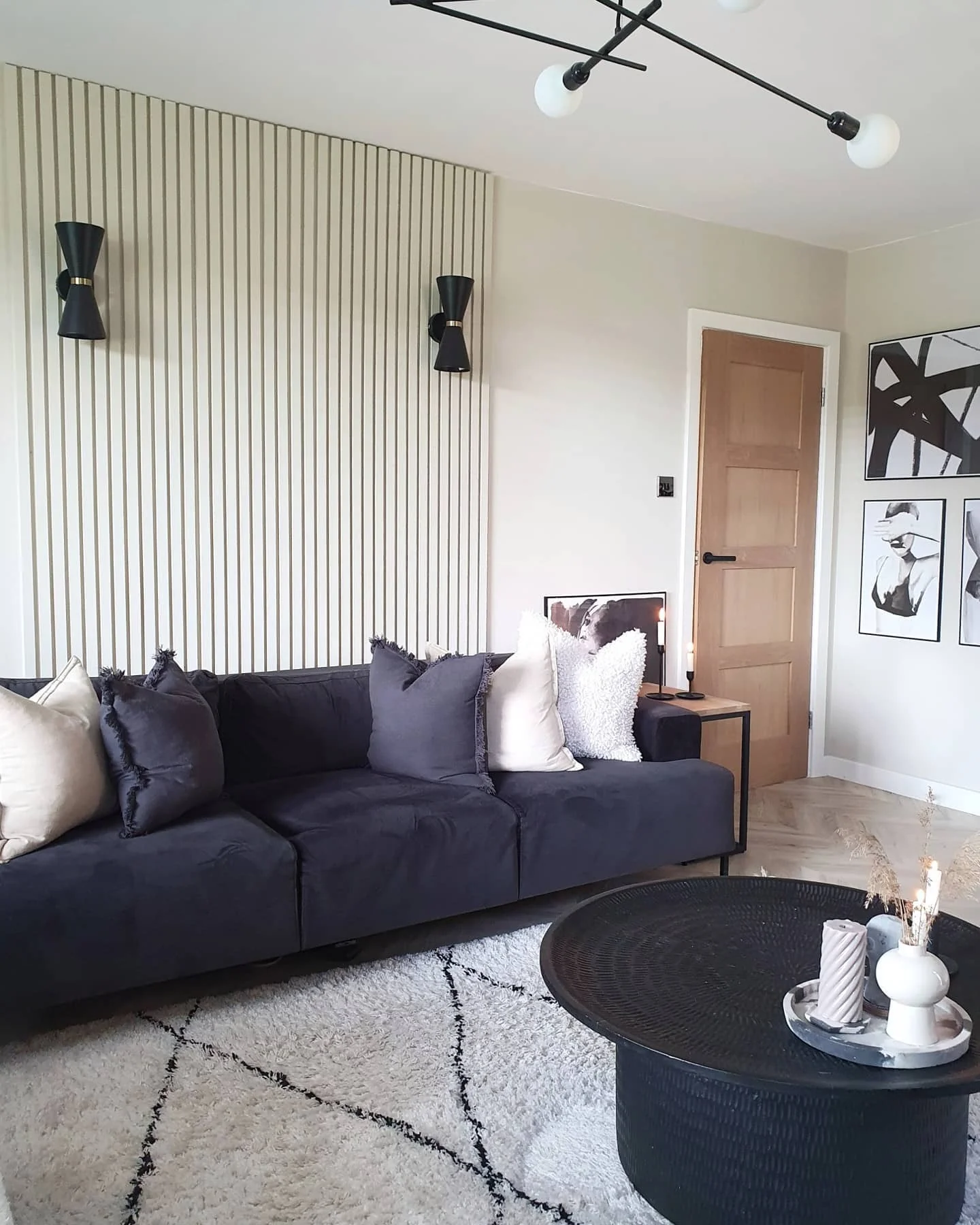Contemporary Minimal Living Room in Black and Warm Neutral