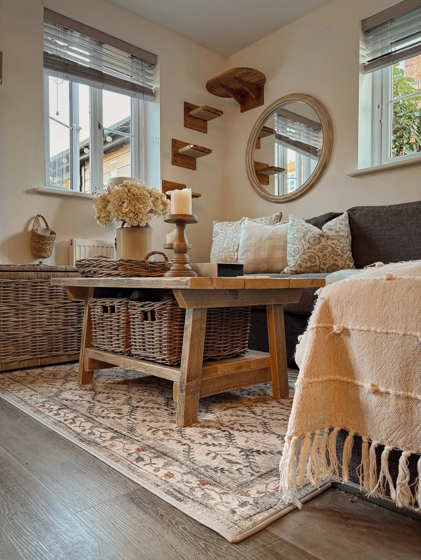 Cozy Neutral Rug with Rustic Wood Elements