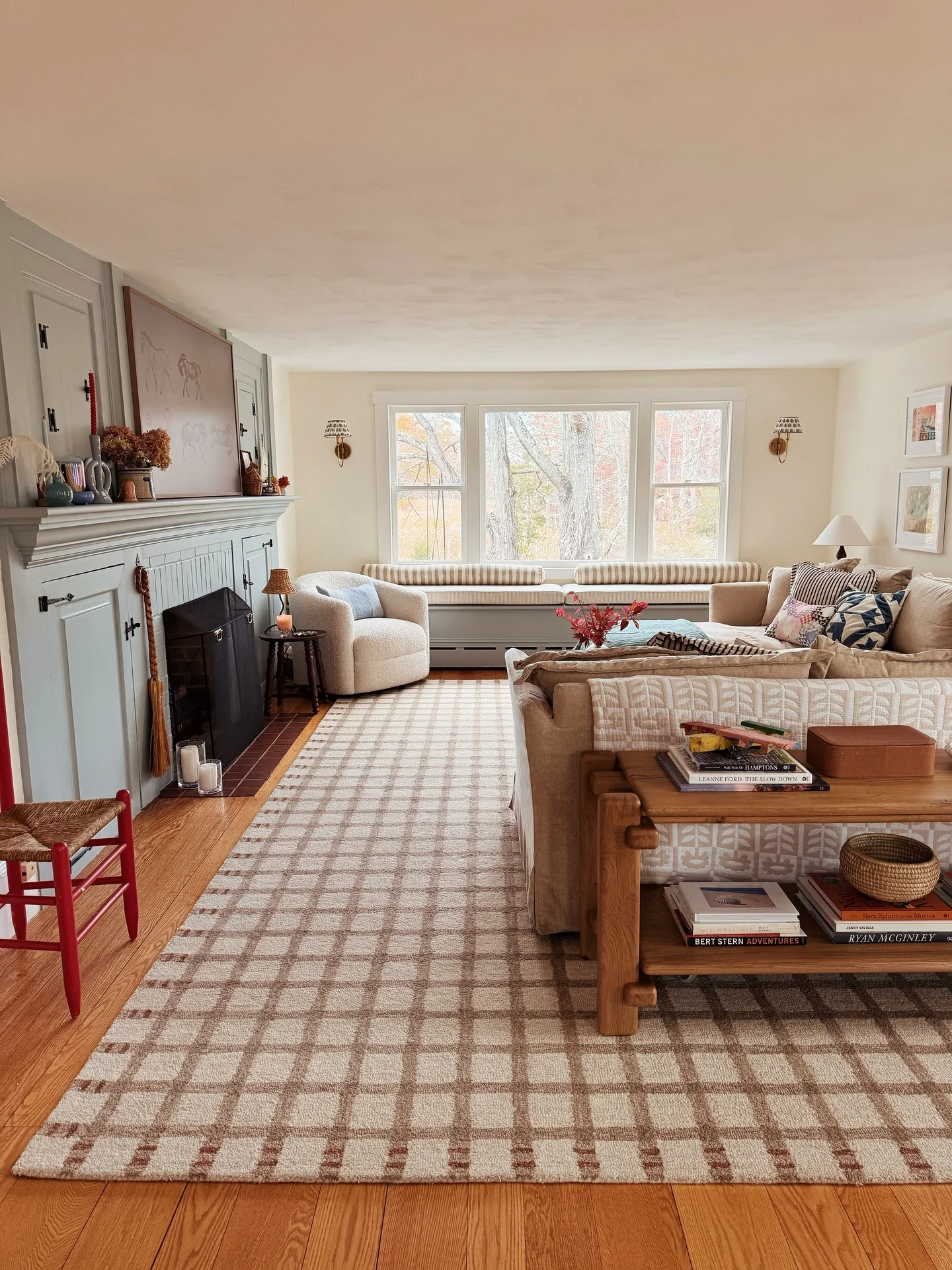 Checked Neutral Rug for Traditional Balance