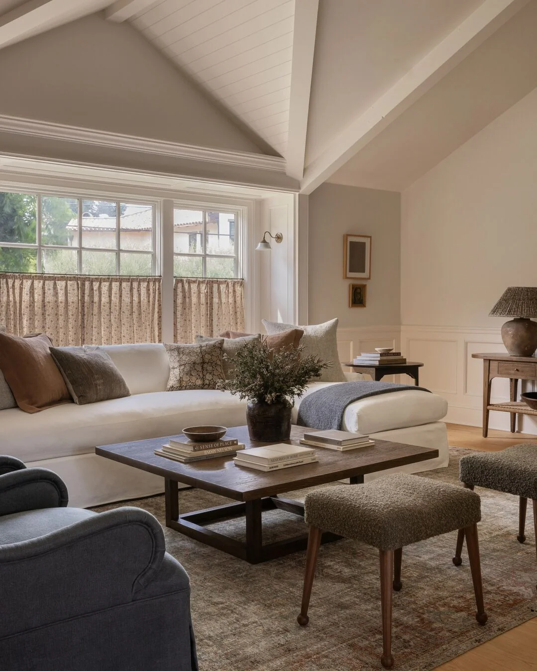 Transitional Living Room Embracing Earthy Tones (Urban Living Room Ideas)