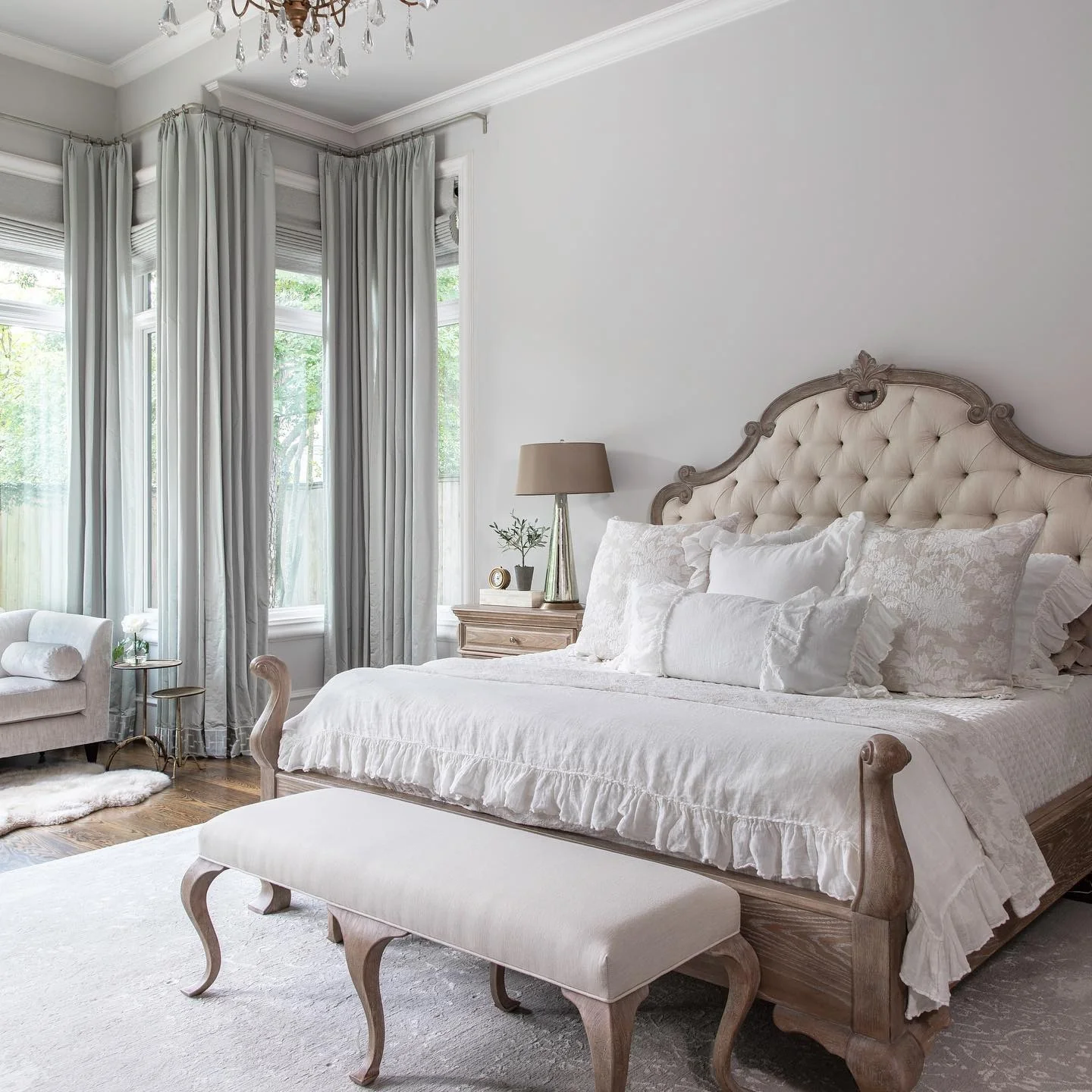 Timeless Linen and Weathered Oak Ambiance (French Country Bedroom Ideas)