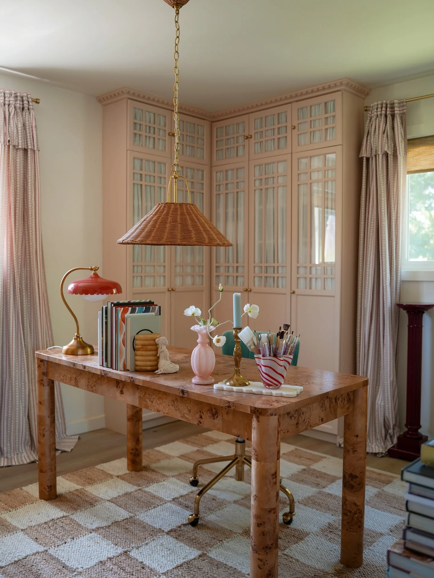 Charming Pastel Studio with Feminine Flair