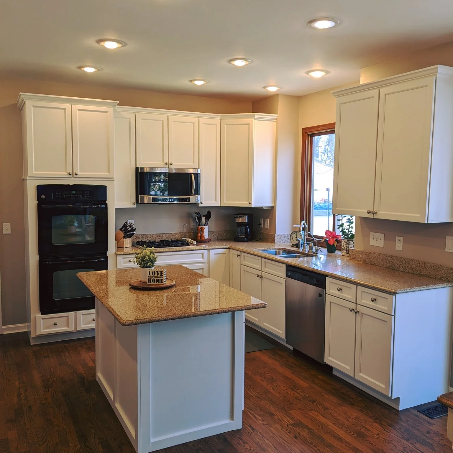 Timeless White Kitchen with Cozy Touches (Kitchen Cabinet Ideas)