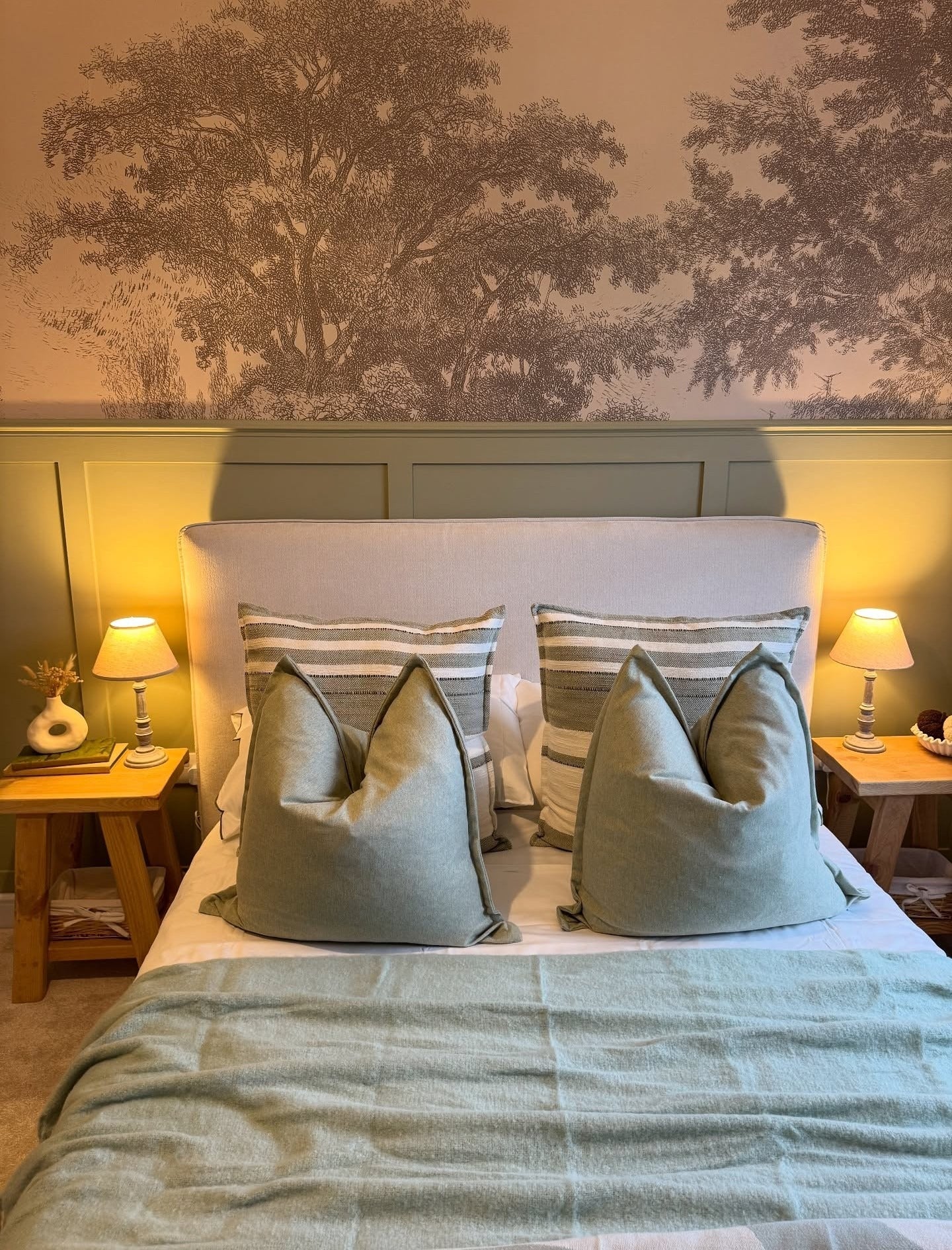 10. Sage Green and Artistic Sketches (Wallpaper Ideas for Bedroom)