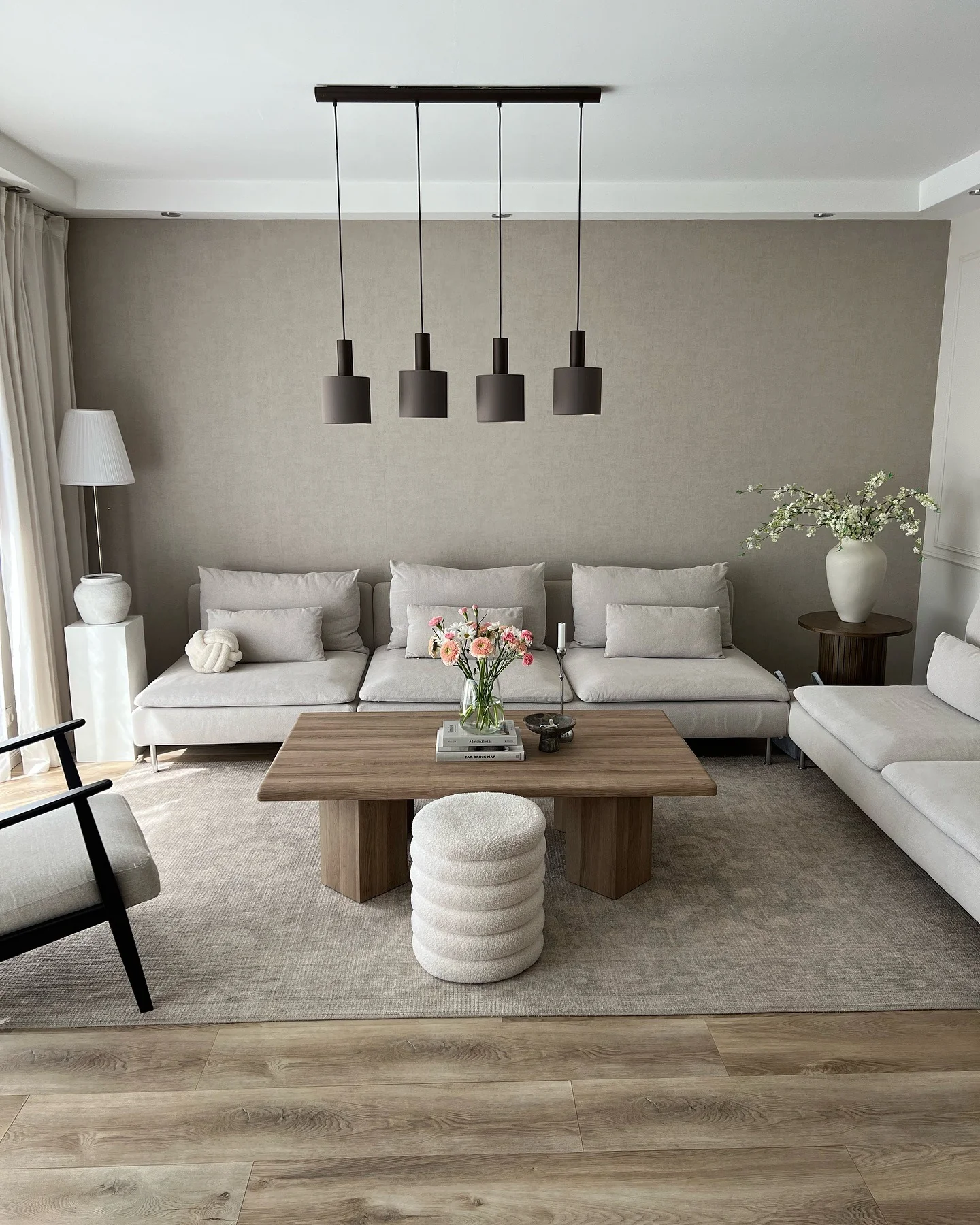 Balanced Taupe Tones with Modern Flair