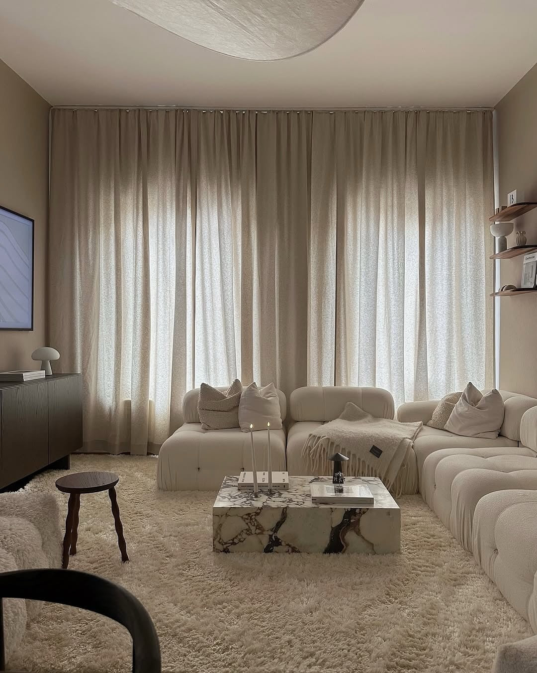 Luxurious Marble and Cozy Textiles