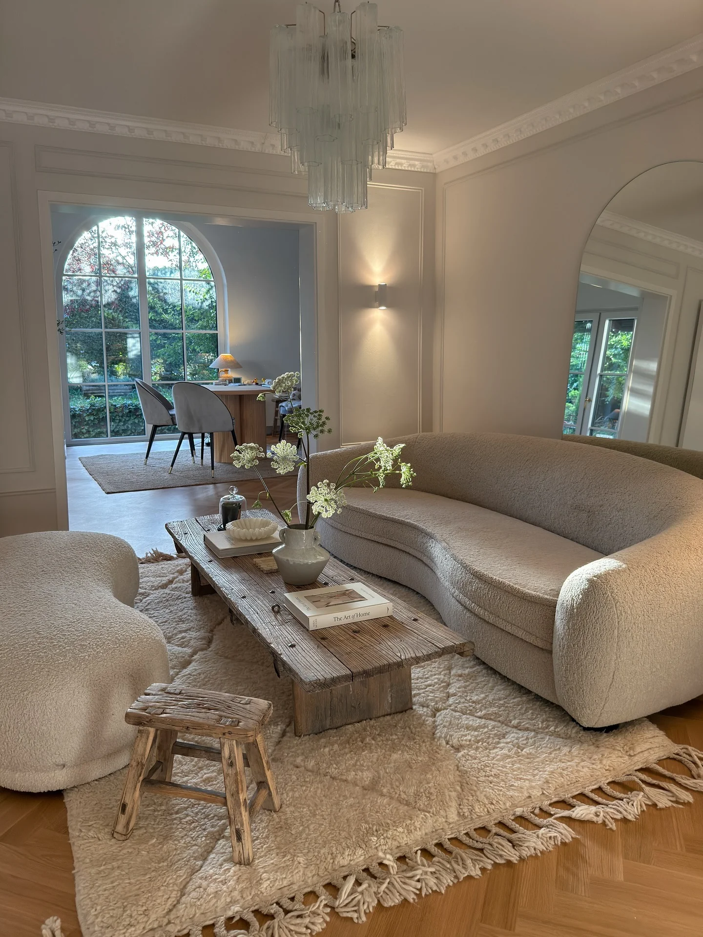 Rustic Curves Meet Elegant Textures