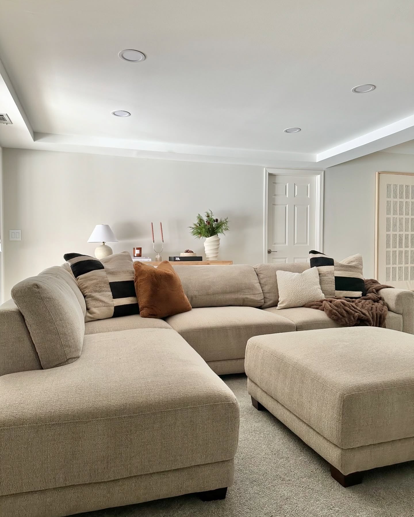 Cozy Taupe Layers for Inviting Comfort