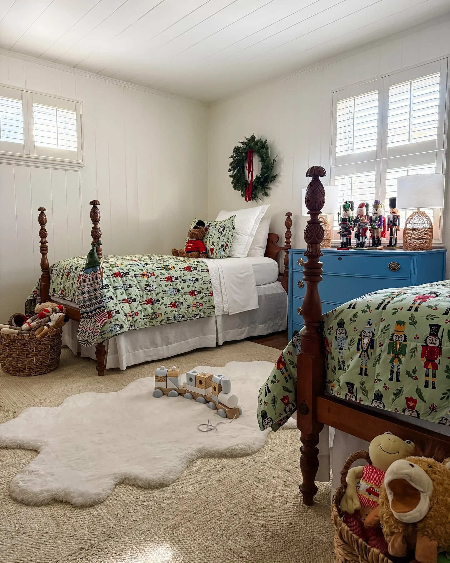 Nutcracker-Themed Kids' Room with Vintage Blue Highlights (Christmas Bedroom Ideas)