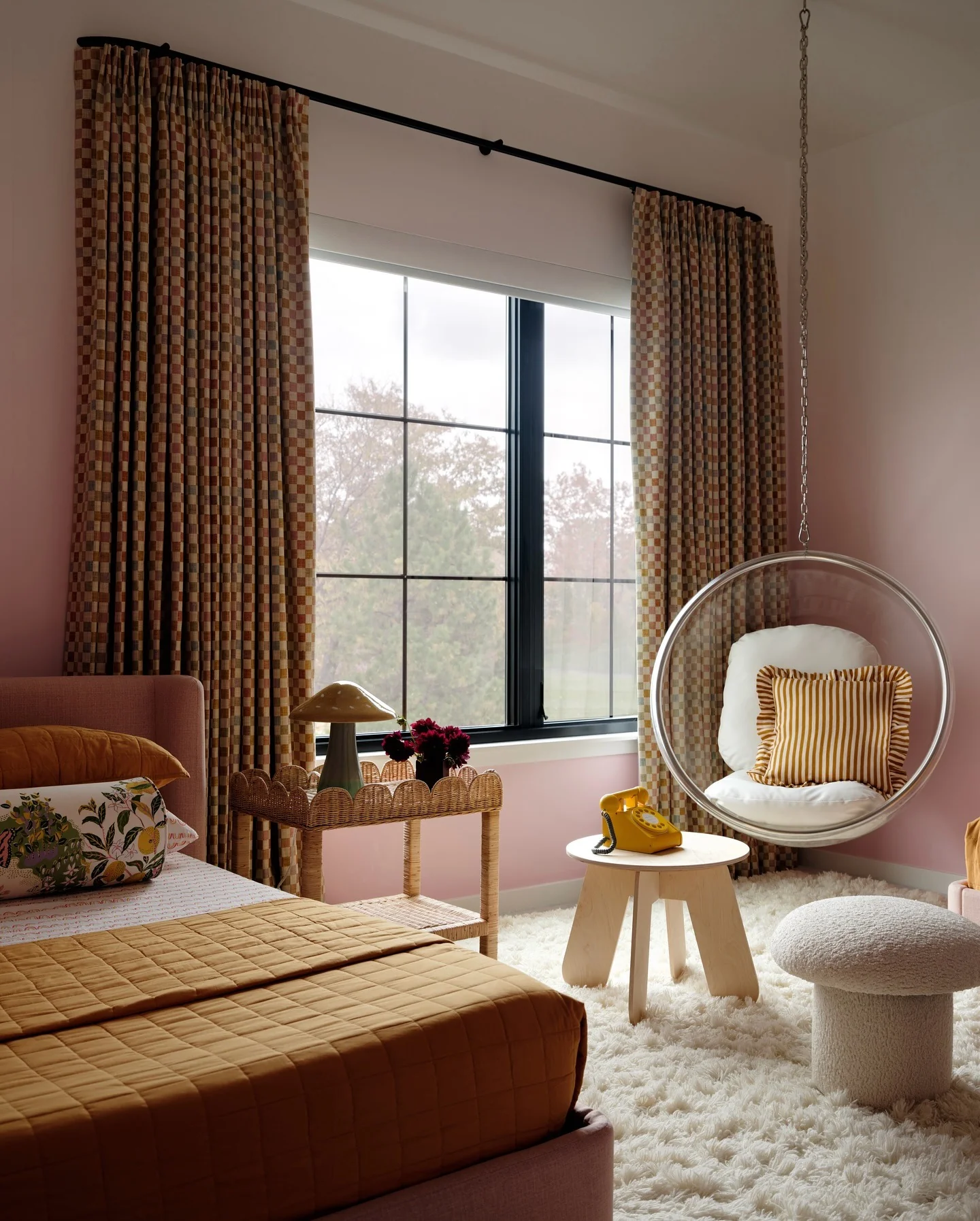 Playful Retro Vibes in Mustard and Blush (Earth Tones Bedroom Ideas)