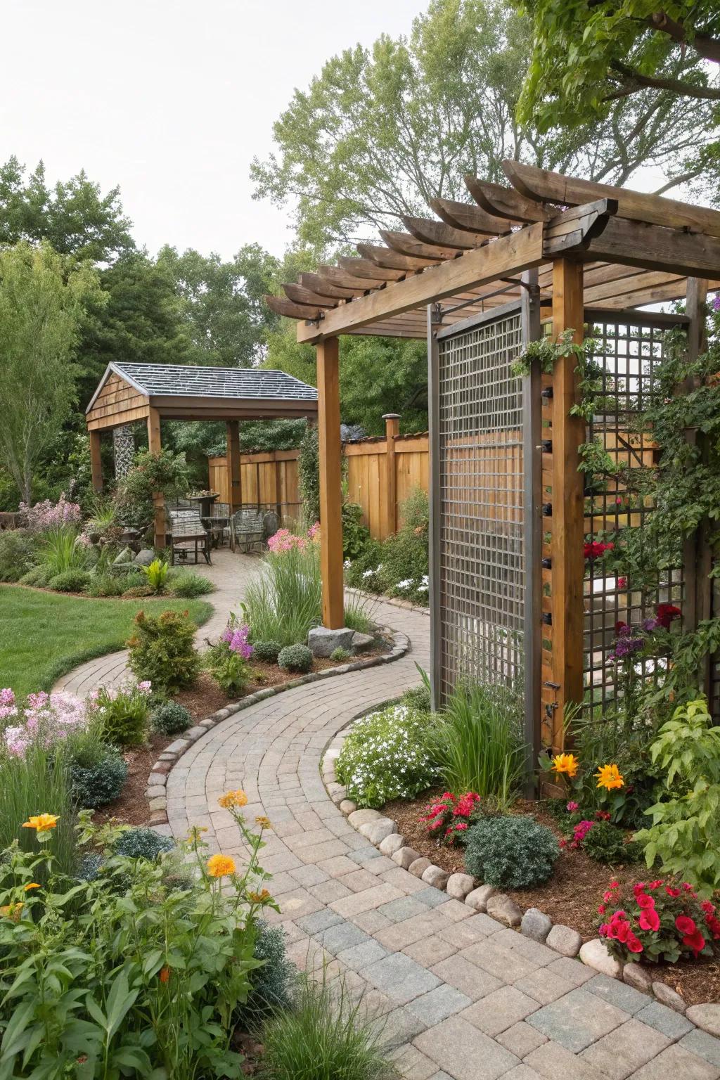 Mixed material screens add a touch of creativity and style.