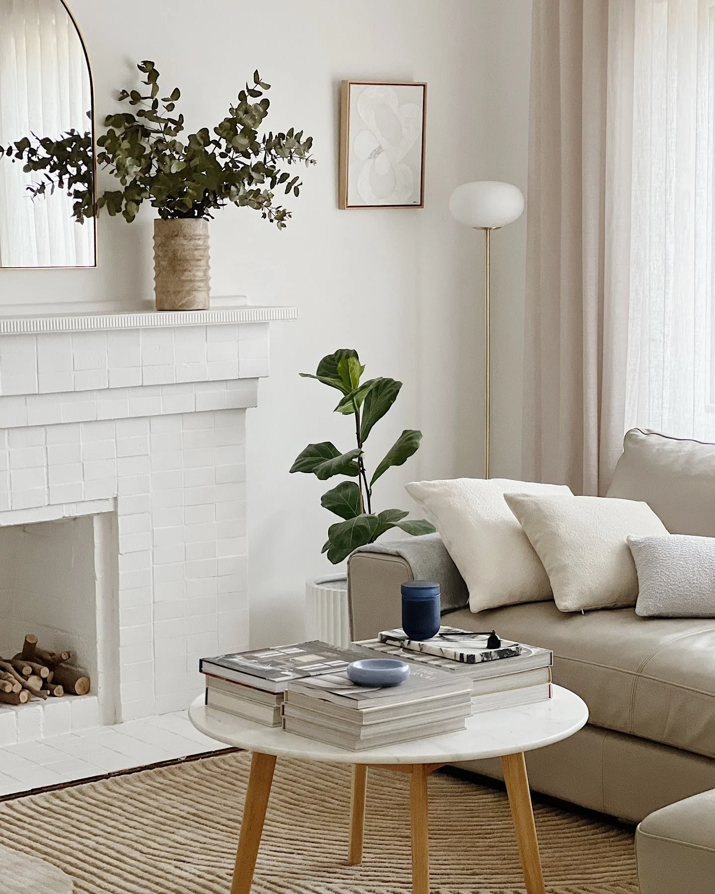 15 Serene Minimalist Living Room Ideas to Create a Calm and Cozy Space