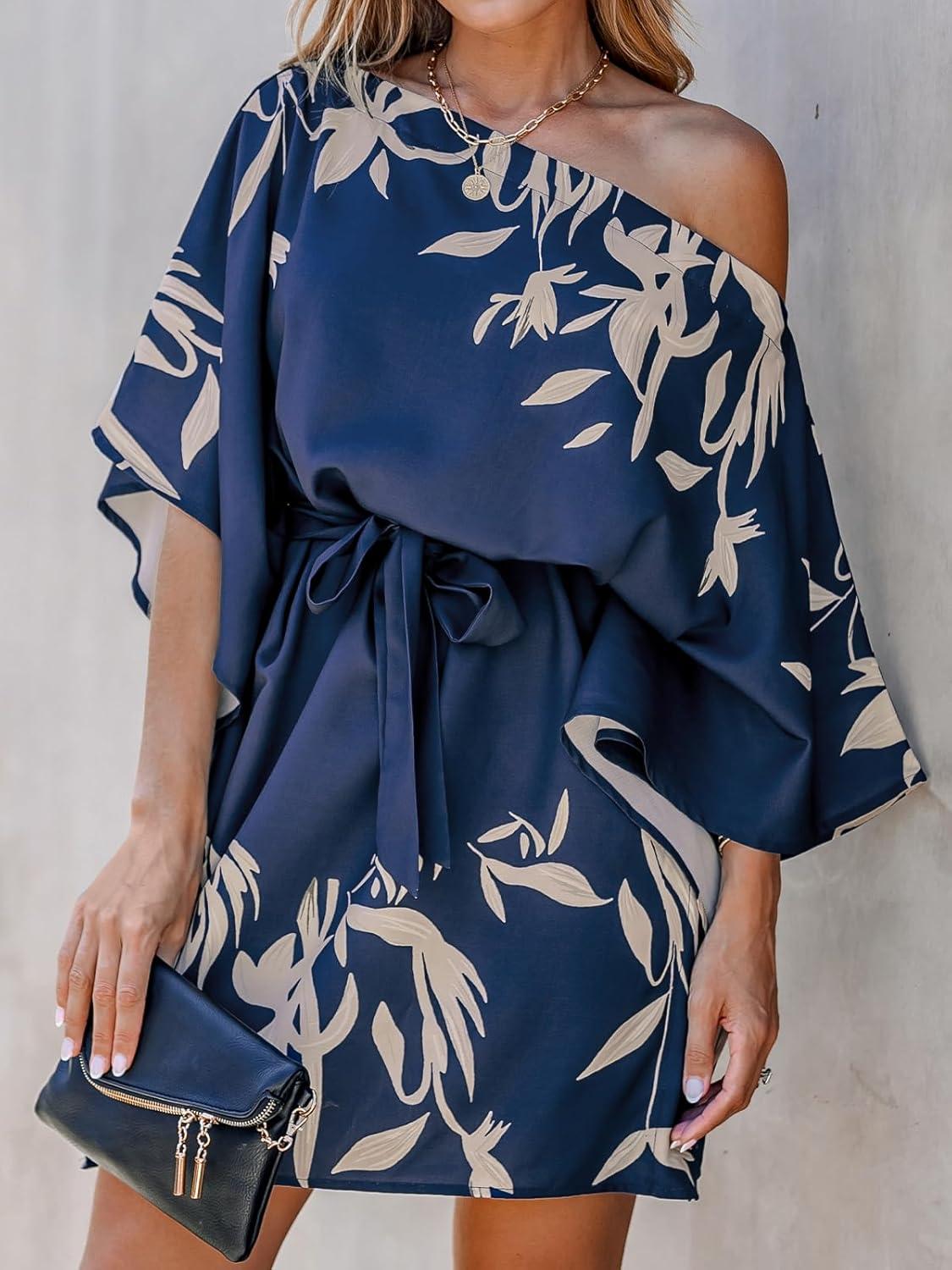 CUPSHE women's Casual Mini dress Navy Leaf Print worn by you